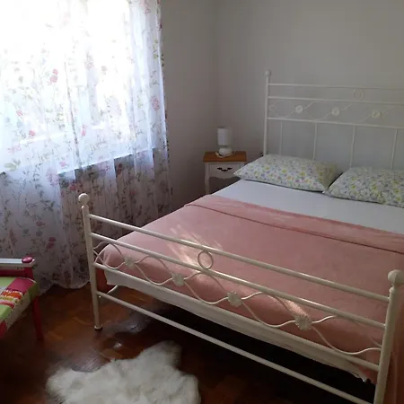 Sara Appartamento Pola