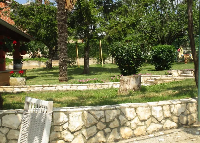 Διαμέρισμα Sara *